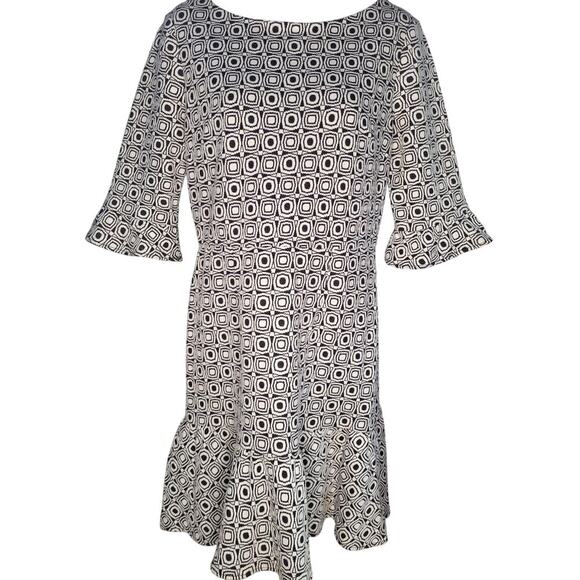 Betsey Johnson Vintage Blk/Wht Geometric Dress Ruffled Hem/Sleeves Sz 10 - Picture 3 of 6